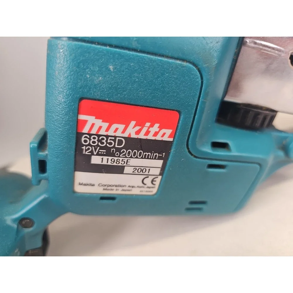 Makita Auto Feed Screwdriver 6835D W Battery No Charger